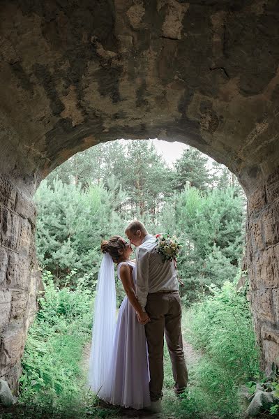 Wedding photographer Anastasiya Lupshenyuk (laartstudio). Photo of 28 August 2019