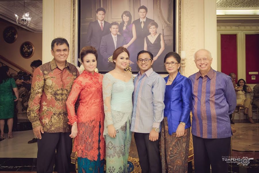 Fotógrafo de casamento Tyasadi Sunarjati (tumpengphoto). Foto de 21 de junho 2020