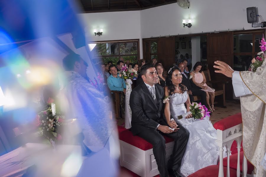 Fotógrafo de bodas Jairo Frank Bautista Rodriguez (lentecreativo). Foto del 15 de julio 2015