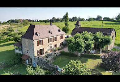 House with terrace 16