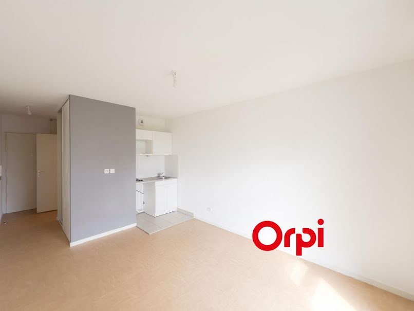 Vente appartement 1 pièce 21.12 m² à Saint-Genis-Laval (69230), 120 000 €