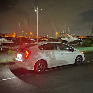 プリウス ZVW30