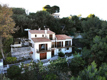 maison à Saint-Laurent-du-Var (06)