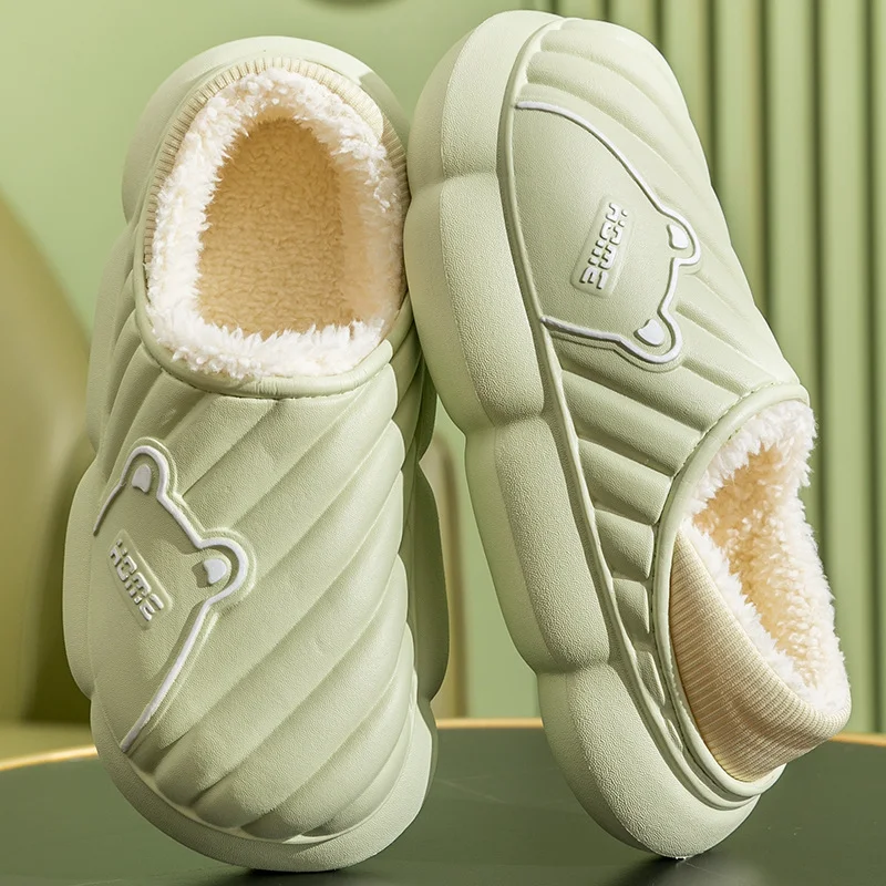 Women's Waterproof Cotton Slippers Home Indoor Non-slip, warm and comfortable footwear for everyday use inside the home.