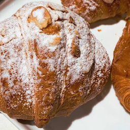 Almond Croissant