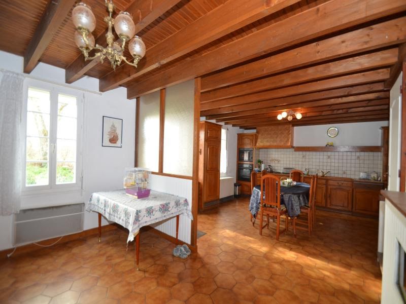 Vente maison 4 pièces 141 m² à Le Pizou (24700), 228 000 €