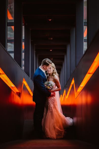 結婚式の写真家Patrycja Janik (pjanik)。2018 3月27日の写真