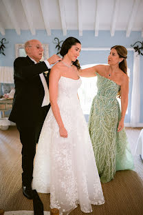 Wedding photographer Sam Bloomfield (bloomfieldphoto). Photo of 12 October 2023