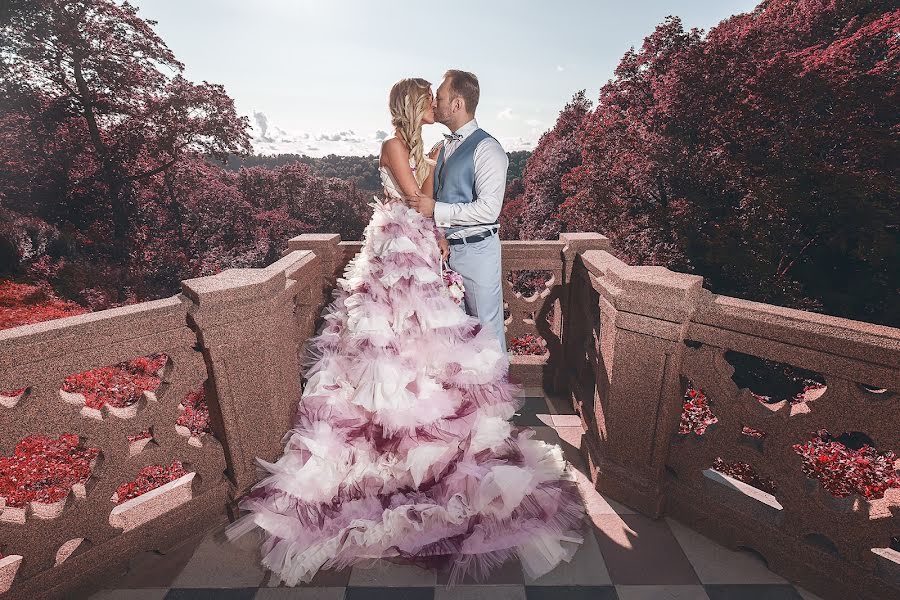 Fotógrafo de casamento Uldis Lapins (uldislapins). Foto de 8 de março 2016