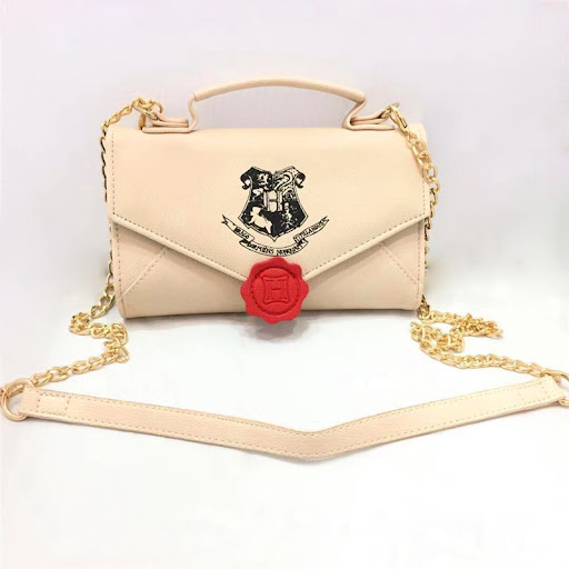 Title 1, Alloy chain shoulder bag mini, compact and styl...