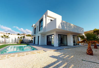 House with garden and terrace 12