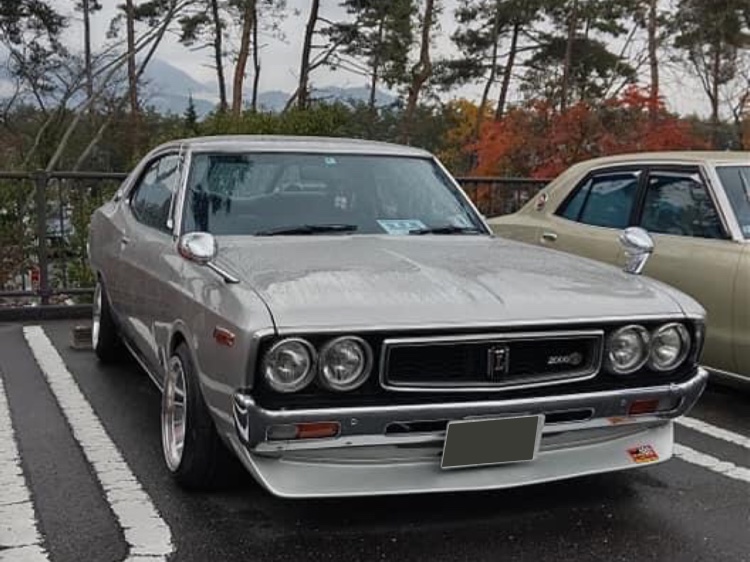 カローラアクシオのイケメンな顔・ログハウスピザ🍕屋さん・懐かしい　日産車🚗・モーターリゼーション・ＣＳ戦争に関するカスタム事例の投稿画像3枚目