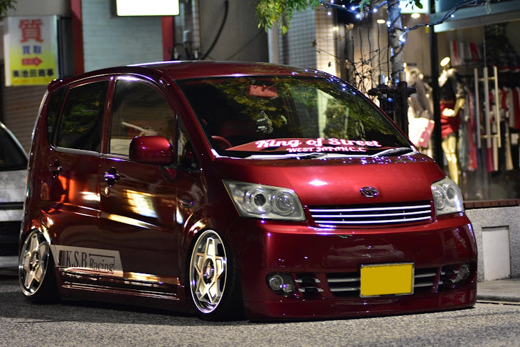 ムーヴカスタムのKing of Street C.C・ヤング兄弟・ヤング兄弟の弟に関するカスタム事例の投稿画像1枚目