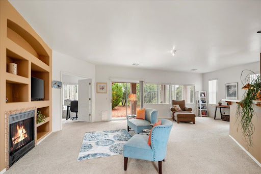 Propriété avec piscine et jardin 4