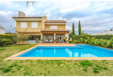 House with pool and terrace 1