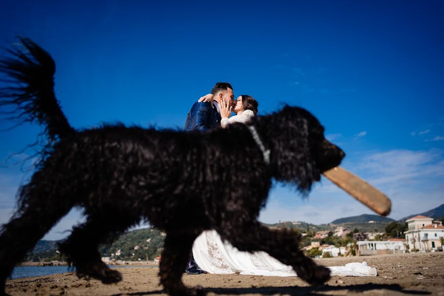 Photographe de mariage Gennaro Longobardi (gennaro23). Photo du 2 décembre 2022