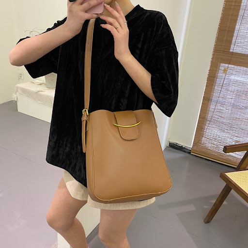 Title 5, Western Style Single Shoulder Bag for Women. A ...