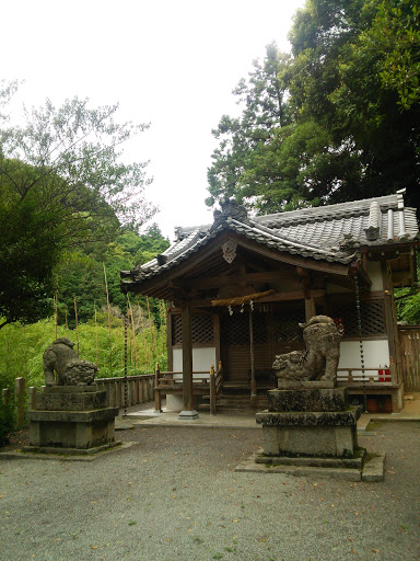 素盞雄神社 拝殿