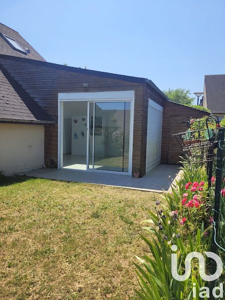 Vente maison 4 pièces 110 m² à Nogent-sur-Loir (72500), 127 000 €