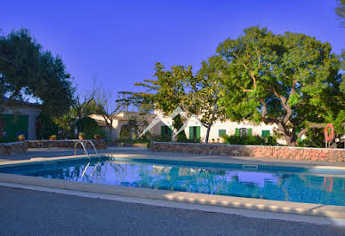 House with pool and terrace 4