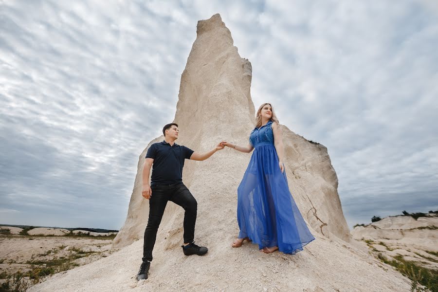 Fotógrafo de casamento Oleg Shvec (svetoleg). Foto de 8 de julho 2021