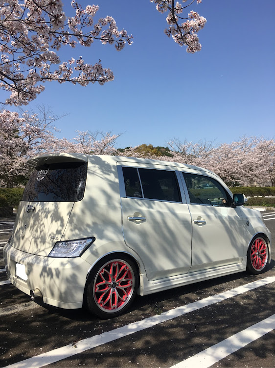 bBのD.A.D・ギャルソンに関するカスタム事例の投稿画像3枚目