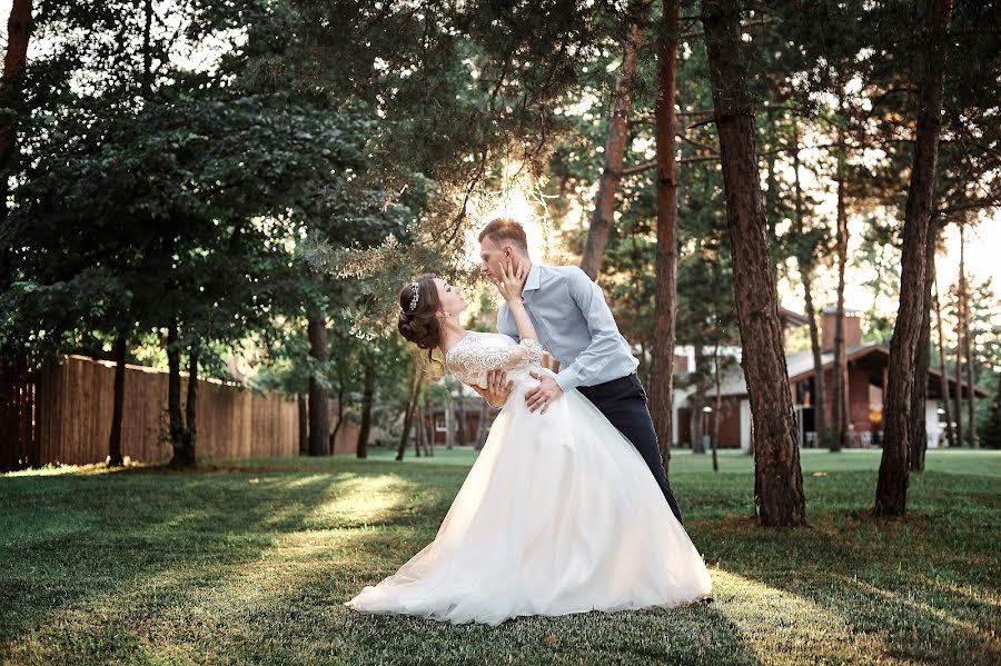 Fotógrafo de casamento Denis Ved (vedden). Foto de 12 de outubro 2019