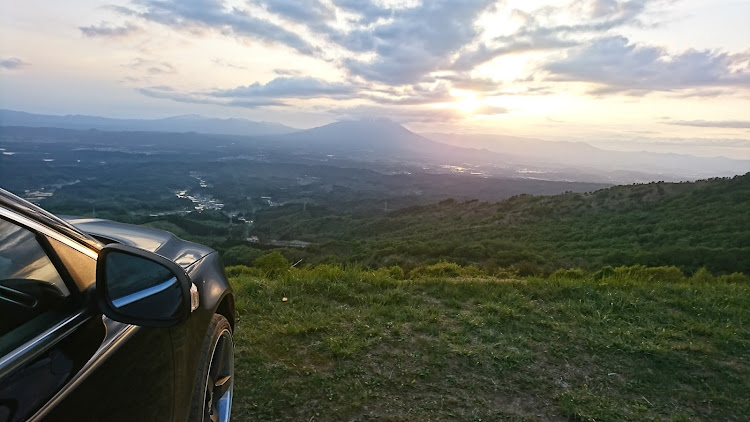 V70のボルボ・VOLVO・VOLVO for life・岩手・夕焼けコラボに関するカスタム事例の投稿画像1枚目