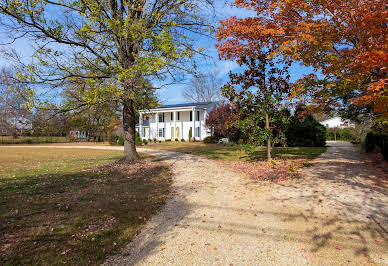 House with garden 14