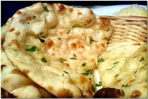 CHEESE GARLIC NAAN