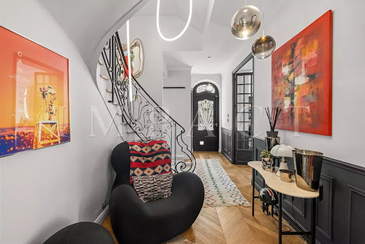 Maison avec piscine et terrasse 3