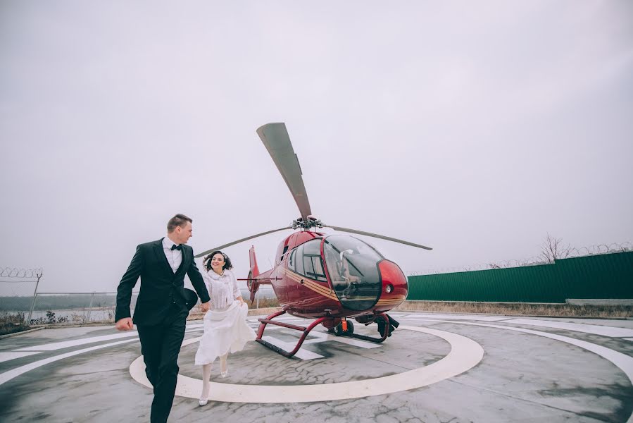 Wedding photographer Aleksey Kryuchkov (ak13). Photo of 25 January 2016