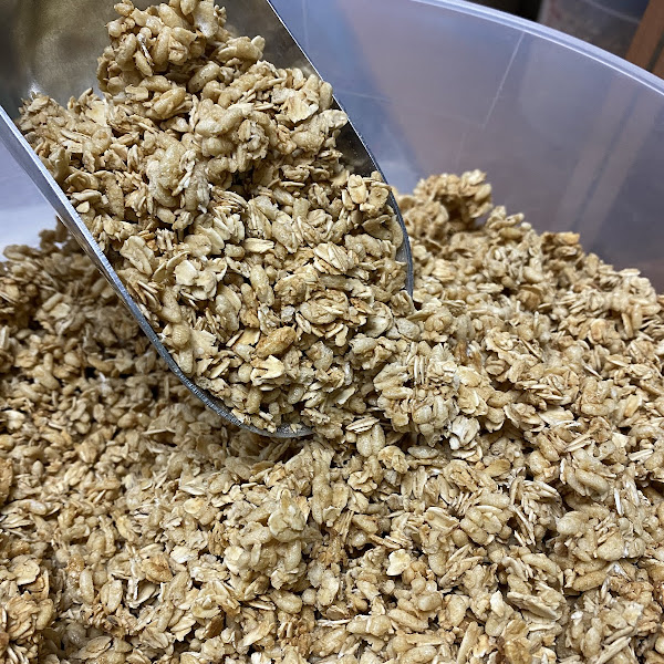 Gluten free/vegan granola upon request.