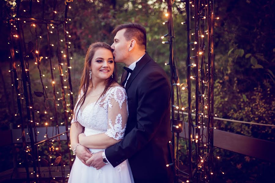 婚礼摄影师Oktawia Guzy（sweetdreamstudio）。2019 11月2日的照片