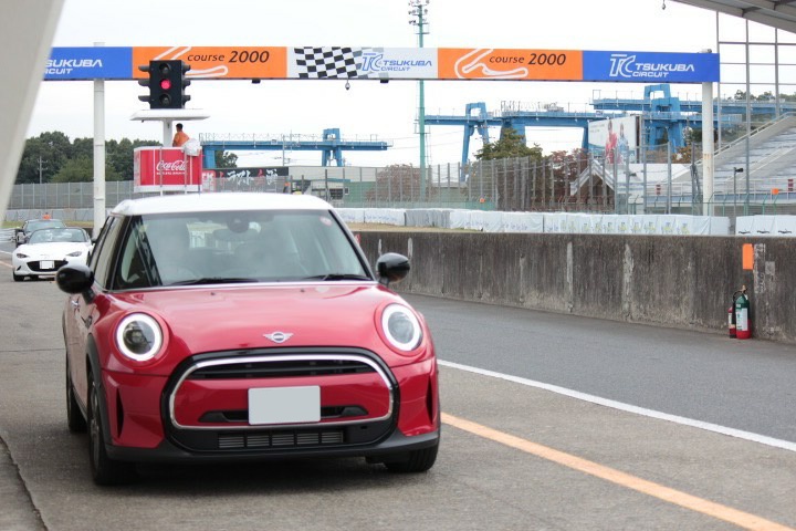 MINI 5ドアの2023ベストショット7月に関するカスタム事例の投稿画像1枚目