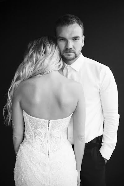 Wedding photographer Olya Os (ollieos). Photo of 29 August 2019