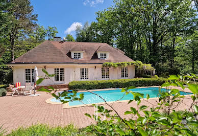 Maison avec piscine et terrasse 2