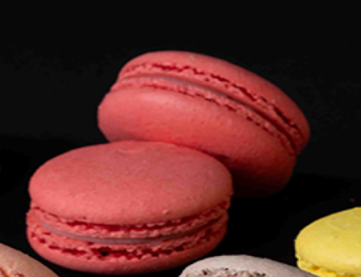 Raspberry Macaron