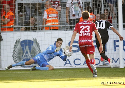 Premier penalty arrêté pour Louis Bostyn: "Je devais oublier mon erreur"