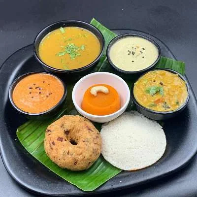 1 Piece Idli & 1 Piece Medu Vada Combo