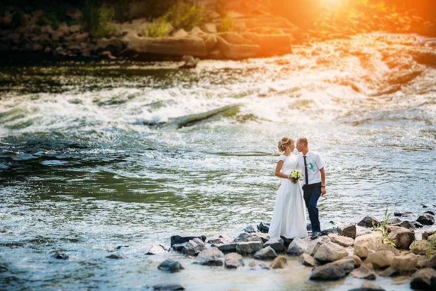 Fotografo di matrimoni Lev Maslov (comba). Foto del 13 agosto 2017