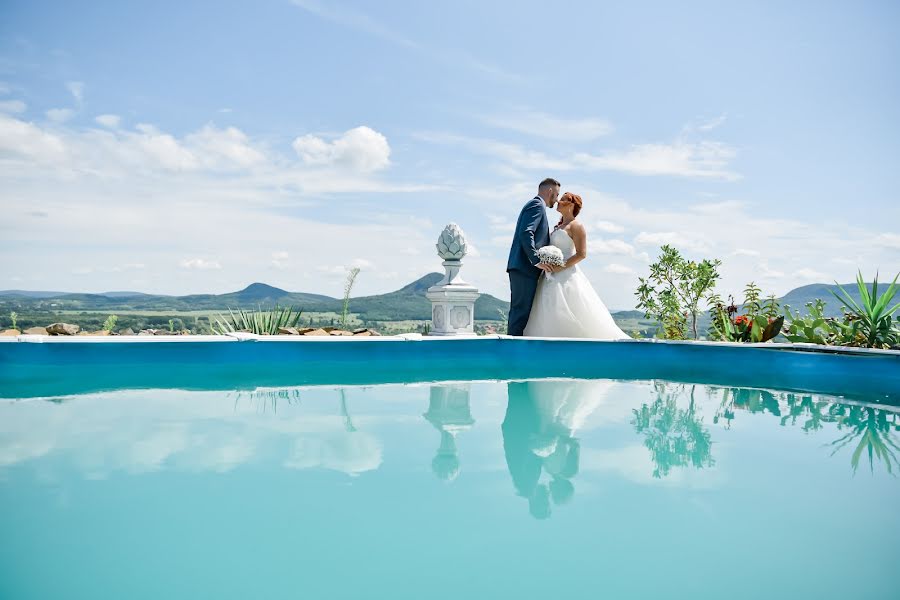 Fotografo di matrimoni Ilona Németh (nemethila). Foto del 18 settembre 2020