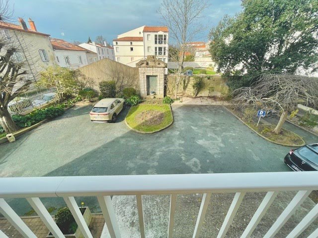 Vente appartement 4 pièces 98.02 m² à La Rochelle (17000), 584 000 €