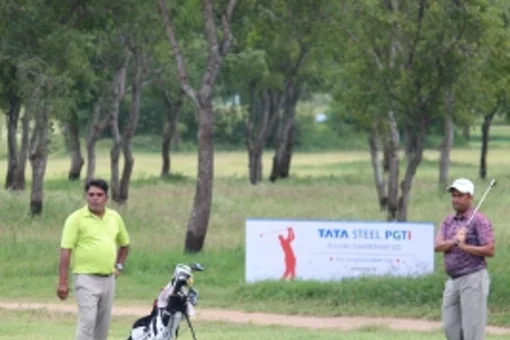 PGTI Players Championship: Shamim Khan and Arjun Sharma Take the Lead in Round two: At the conclusion of the second round of the PGTI Players Championship 2022