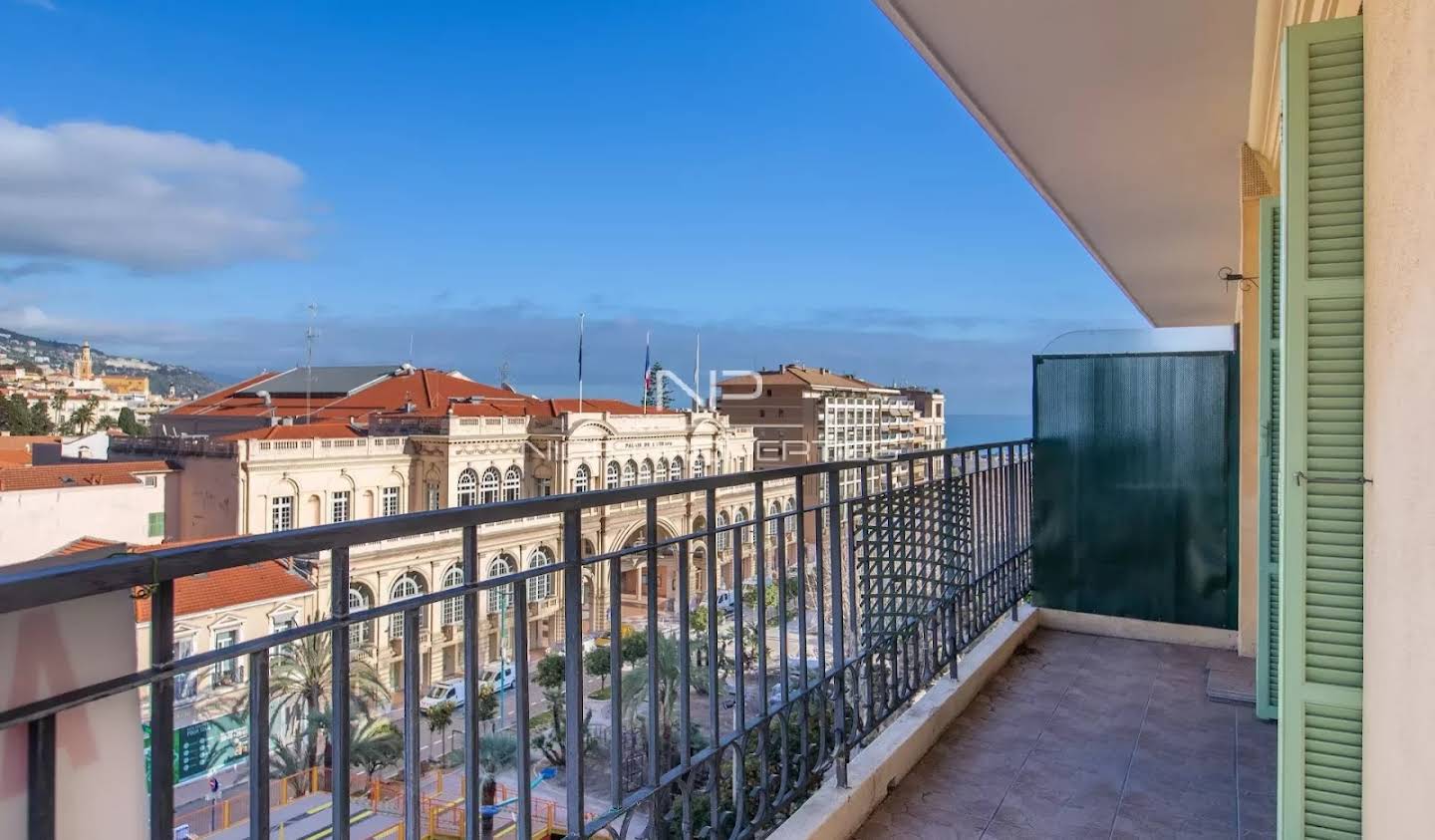 Apartment with terrace Menton