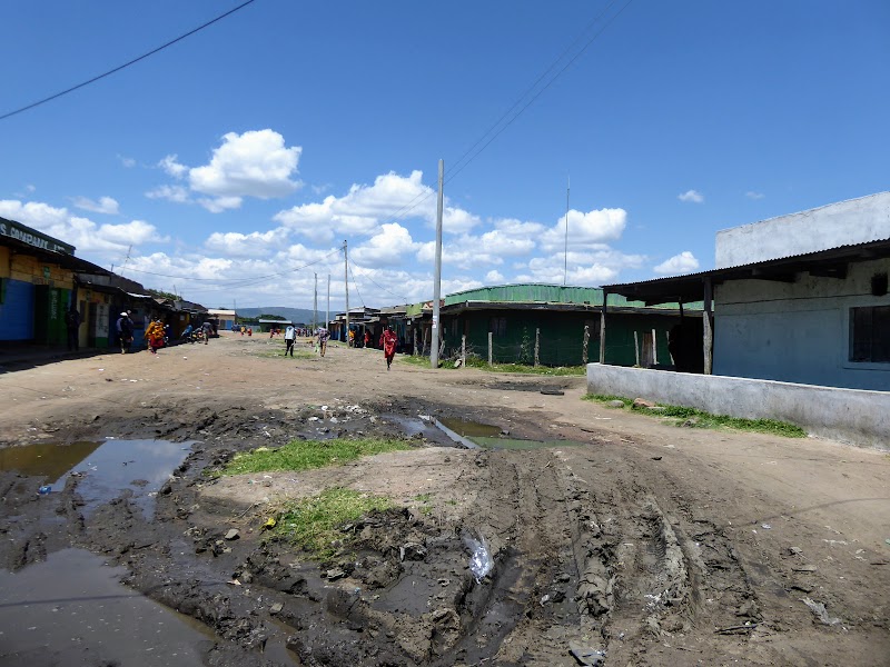 ENKEWA Y SU RELACION CON EL PUEBLO MASAI - Un poquito de Kenia: Lagos Naivasha y Nakuru, Samburu y Masai Mara (1)