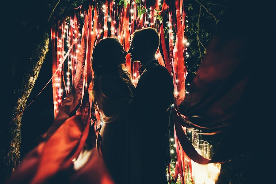 Fotógrafo de casamento Mariya Korneeva (tzzza). Foto de 17 de setembro 2017