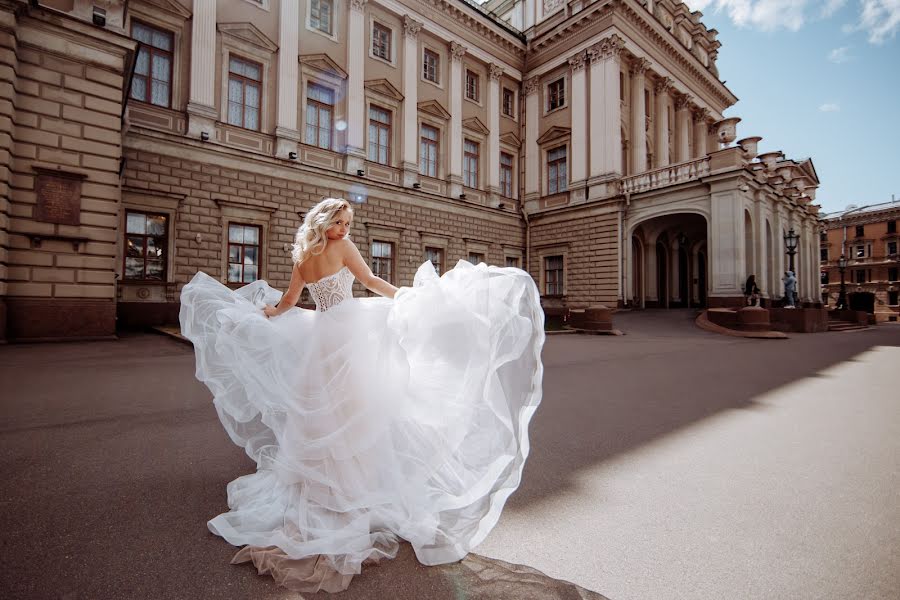 Svadobný fotograf Polina Pavlova (polina-pavlova). Fotografia publikovaná 15. decembra 2021