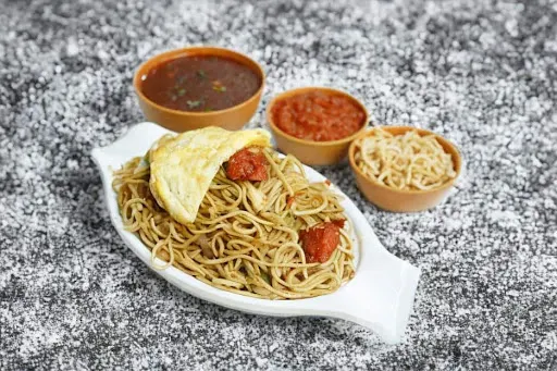 Chicken Manchurian Noodles