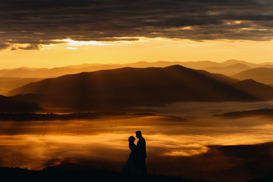 Wedding photographer Oksana Stasiv (stasivoksana). Photo of 3 November 2022